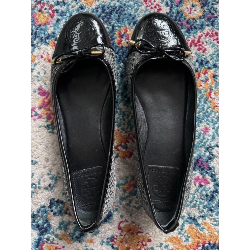 TORY BURCH Verbena Snake Leather  Slipon Logo Bow Ballet Flats Size 7